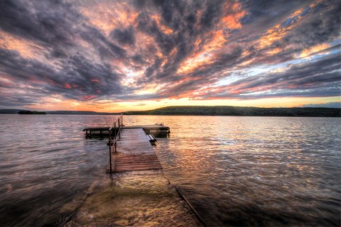 Lake Tenkiller Is A Scenic Outdoor Spot In Oklahoma That's A Nature Lover's Dream Come True