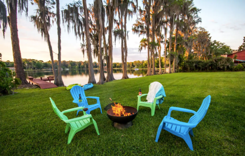 The 'Legendary' Lakefront Paradise In Florida Is The Perfect Weekend Getaway