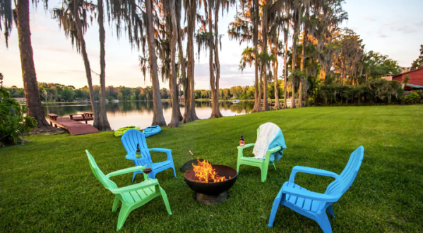 The “Legendary” Lakefront Paradise In Florida Is The Perfect Weekend Getaway