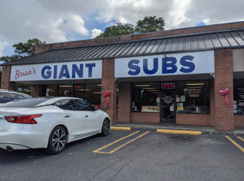 The Sandwiches At Brian's Giant Subs In Georgia Are So Gigantic They Fall Off The Plate