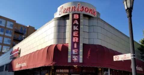 Bennison's Bakery Has Been Making Mouthwatering European Pastries In Illinois Since 1938