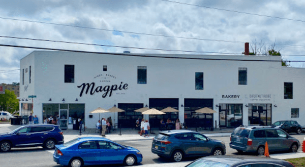 Enjoy A Tasty Meal From Magpie Diner, Located In A Converted 1950s Tire Service Station In Virginia
