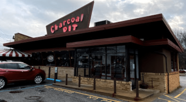 Visit The Charcoal Pit, The Small Town Diner In Delaware That’s Been Around Since The 1950s