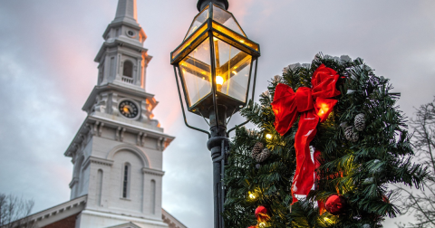 New Hampshire's Beloved Vintage Christmas Celebration Is Still On And It's As Dazzling As Ever