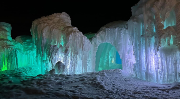 The Award-Winning Frozen Attraction, Ice Castles Is Returning To Wisconsin For Winter    