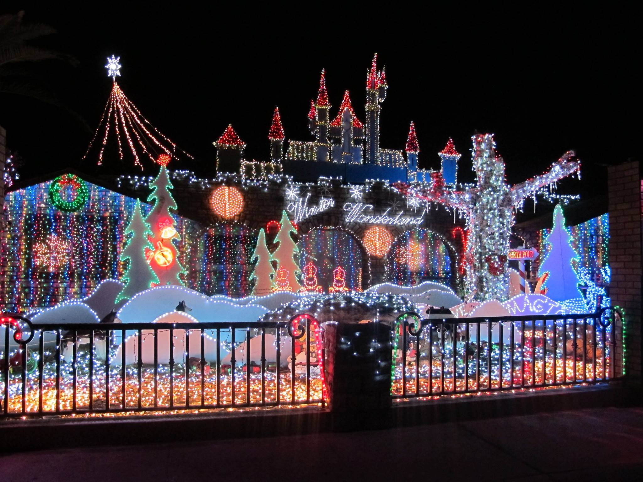 9 Of The Best Neighborhood Christmas Light Displays In Arizona