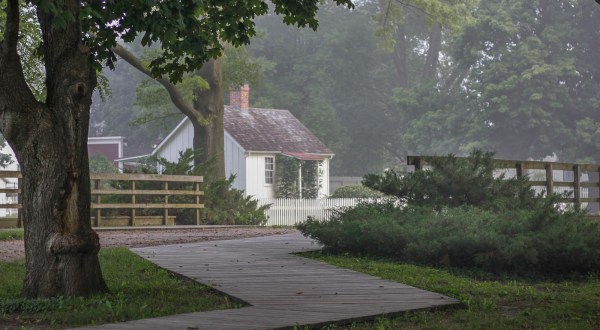 You Can Still Visit The Historic Cottage In Iowa Where Herbert Hoover Was Born In 1874