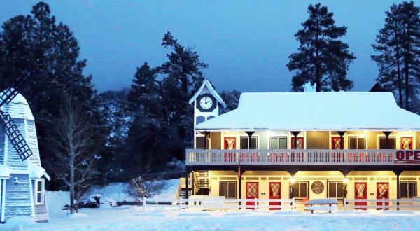 Tucked Away In Small-Town Arizona, Strawberry Inn Is The Perfect Place For A Winter Getaway