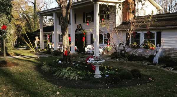 The Old Towne Inn In Tennessee Is A Quaint, Perfect Venue For Your Next Event