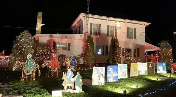 Drive Through The Wachtel Family Christmas Lights Display, A Northeast Ohio Tradition For More Than 60 Years