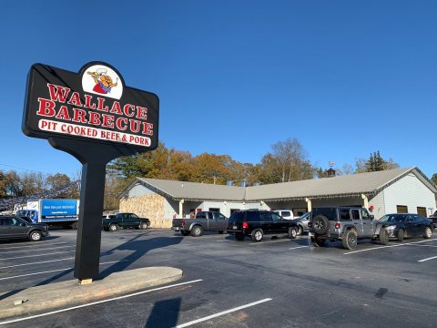 Open Since 1966, Chow Down On Pit Cooked Pork At Wallace BBQ In Georgia