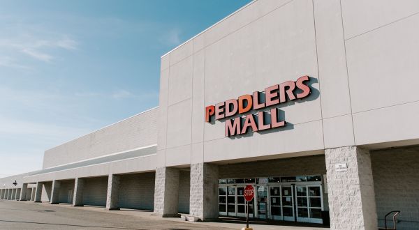 With 15 Flea Market Locations In Kentucky, Peddlers Mall Is A Bargain Hunter’s Dream Come True
