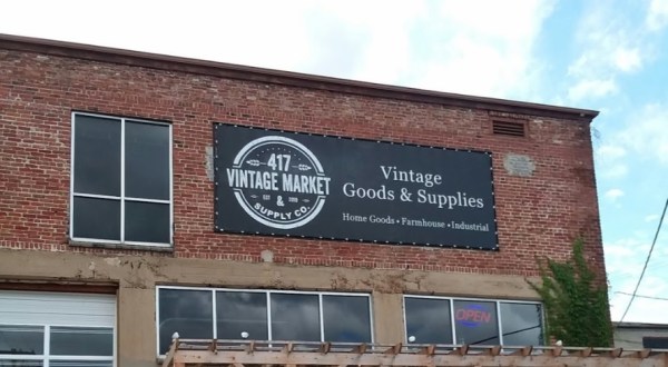 There’s A Two-Story Vintage Shop In Missouri That’ll Take Your Home Goods Shopping To The Next Level