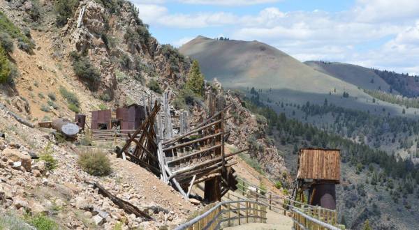 Home To Three Different Ghost Towns, You’ll Need An Entire Day To Explore This Idaho State Park