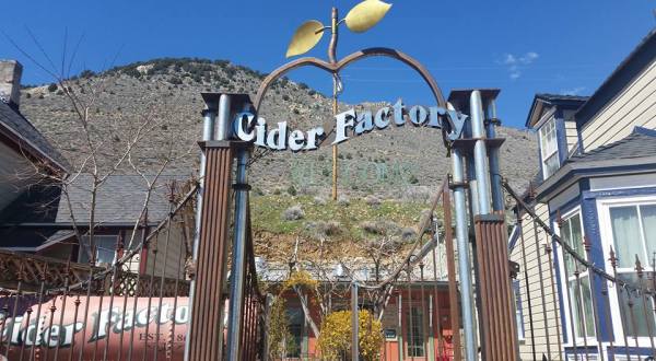 Named The Most Charming Small-Town Restaurant In Nevada, Cider Factory Is A Hidden Treasure