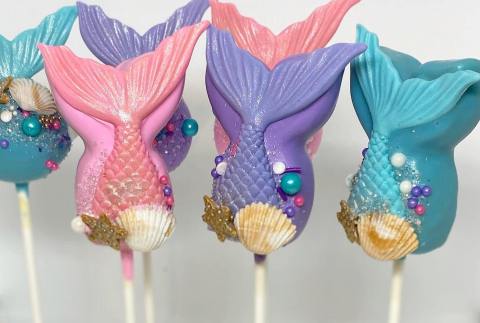 The Most Incredible, Creative Cake Pops You've Ever Seen Come From This Small Business In Nebraska