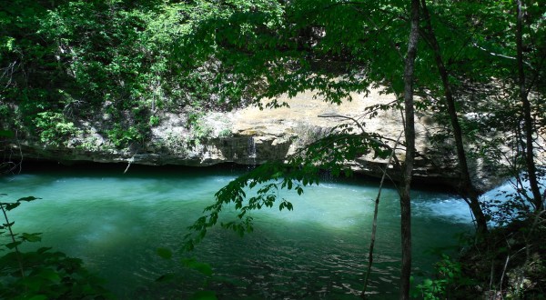 This Hidden Natural Pool Has Some Of The Bluest Water In Alabama