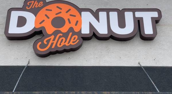 There Is Now A New Donut Hole In Bismarck Serving Up Some North Dakota’s Tastiest Donuts