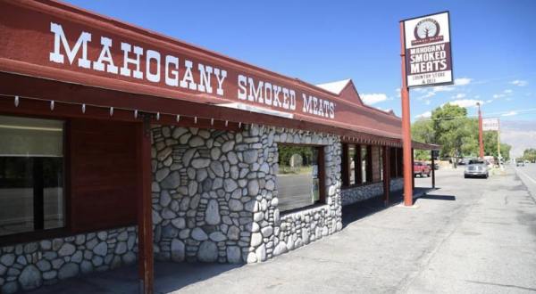 A Roadside Jerky Stand In Northern California, Mahogany Smoked Meats Is Worth Stopping For