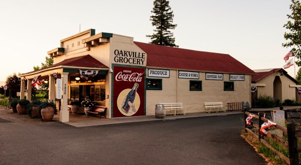 Northern California’s Oldest Continuously Operated Grocery Store, Oakville Grocery Is A True Gem To Visit