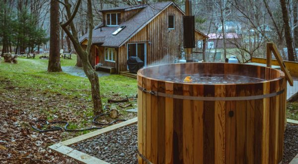 Soak In A Hot Tub Surrounded By Natural Beauty At These 5 Cabins In New York