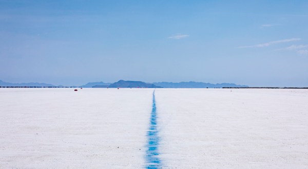 People Have Been Racing Cars On Utah’s Bonneville Salt Flats For More Than 100 Years