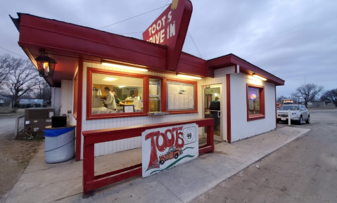 Early Risers Are Sure To Love These 9 Breakfast Restaurants In Kansas