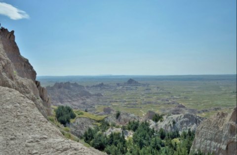 Take These 12 Incredible South Dakota Hikes, One For Each Month Of The Year