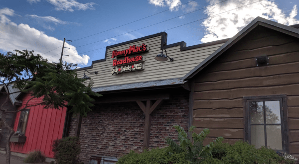 There’s A Texas-Style Roadhouse Hiding In Washington, And It’s Fantastic