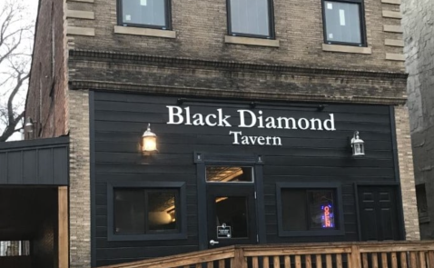 Housed In A Building From 1877, Black Diamond Tavern In Ohio Serves Burgers And House-Brewed Beer