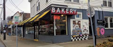 Enjoy Delicious Donuts That Will Leave A Smile On Your Face At Nord's Bakery In Kentucky