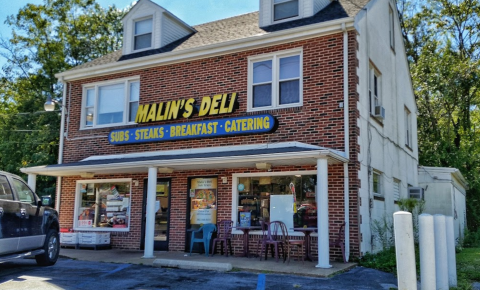 If You're Obsessed With Subs You've Got To Try A Sandwich From Malin's Deli In Delaware