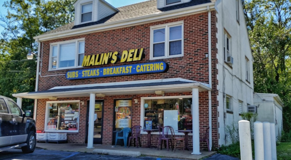 If You’re Obsessed With Subs You’ve Got To Try A Sandwich From Malin’s Deli In Delaware