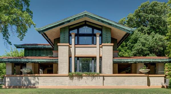 Frank Lloyd Wright Made His Architectural Mark In Illinois With These 6 Houses