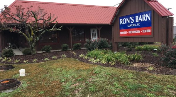 Some Of The Best Southern Fried Chicken In North Carolina Is Found At Ron’s Barn
