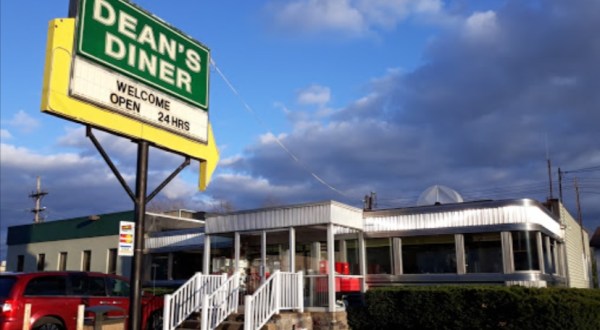 Visit Dean’s Diner, The Small Town Diner Near Pittsburgh That’s Been Around Since The 1950s