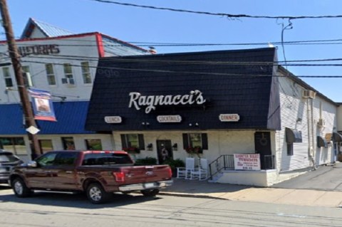 Locals Are Obsessed With Ragnacci’s, A Small-Town Pennsylvania Restaurant With A Cult Following