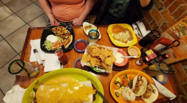 Home Of The 4-Pound Burrito, El Agave Mexican Grill In Mississippi Shouldn’t Be Passed Up