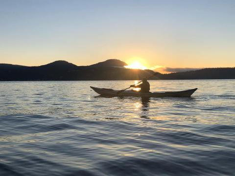 Take A Unique Sunset Kayak Tour Through The Illuminated Waters Of Washington