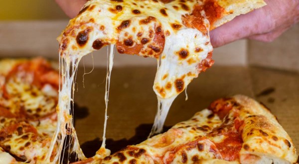 9 Awesome Pizzerias Across Kansas To Snag A Scrumptious Slice