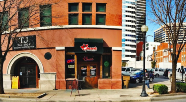 Enjoy Fresh, Authentic Tacos At Oscar’s Taco Shop In The Heart Of Downtown Nashville