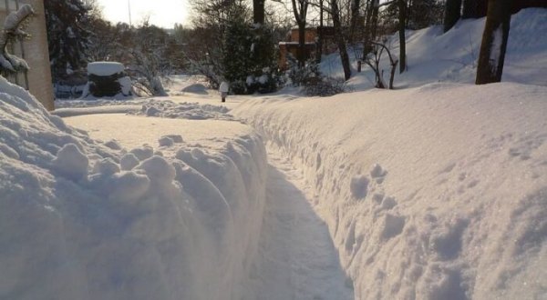 The Great Blizzard Of 2011 Dumped 16 Inches Of Snow On Indiana