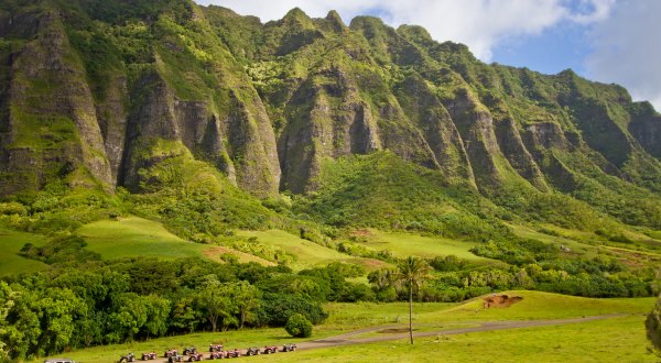 Rent An ATV In Hawaii And Go Off-Roading Through They Valleys And Mountains Of Jurassic Park