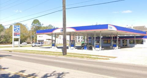 A Visit To This Unassuming Mississippi Gas Station Will Take You Straight To Sandwich Heaven