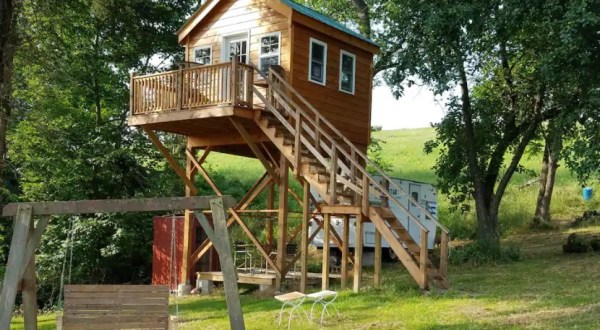 Sleep Underneath The Forest Canopy At This Epic Treehouse In Pennsylvania