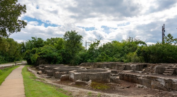 Visit These Fascinating Steel Mill Ruins In Illinois For An Adventure Into The Past