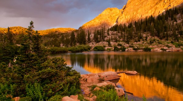 Cecret Lake Trail Is An Easy Hike In Utah With The Most Scenic Views