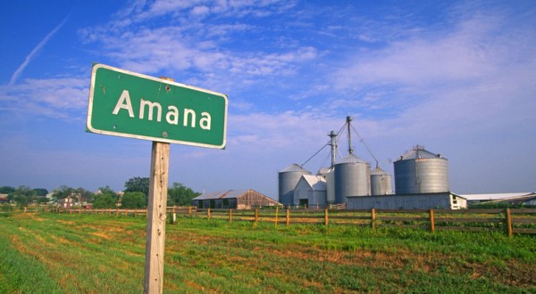 Amana Is A Small Town With Only 1,000 Residents But Has Some Of The Best Food In Iowa