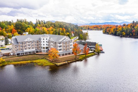 This Gorgeous Adirondack Lodge Is Surrounded By A Scenic Wonderland