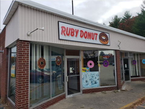 Ruby Donut Is A Hole-In-The-Wall Shop In Massachusetts With Dozens Of Donuts You Need To Try